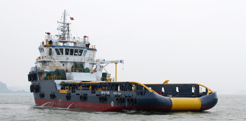 粵新海工69.9米錨拖供應(yīng)船