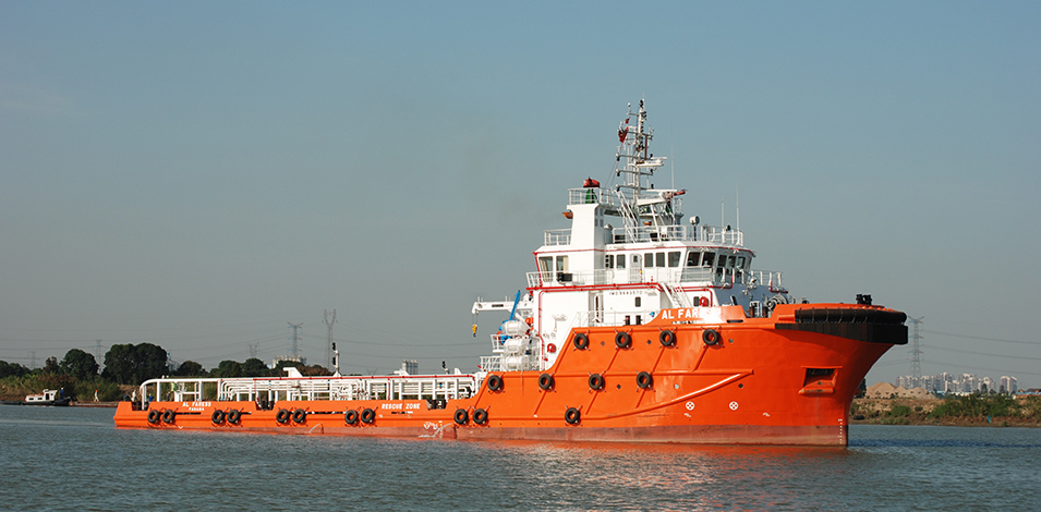 粵新海工58.7米錨拖供應(yīng)船