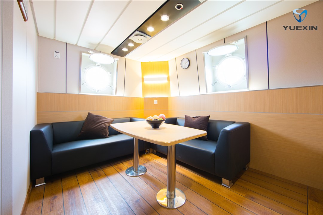 32m tug AL MOBIN 4-10.jpg