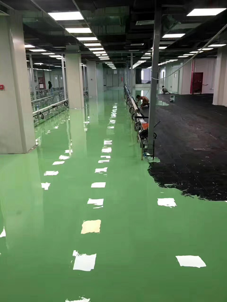 防靜電自流平地坪