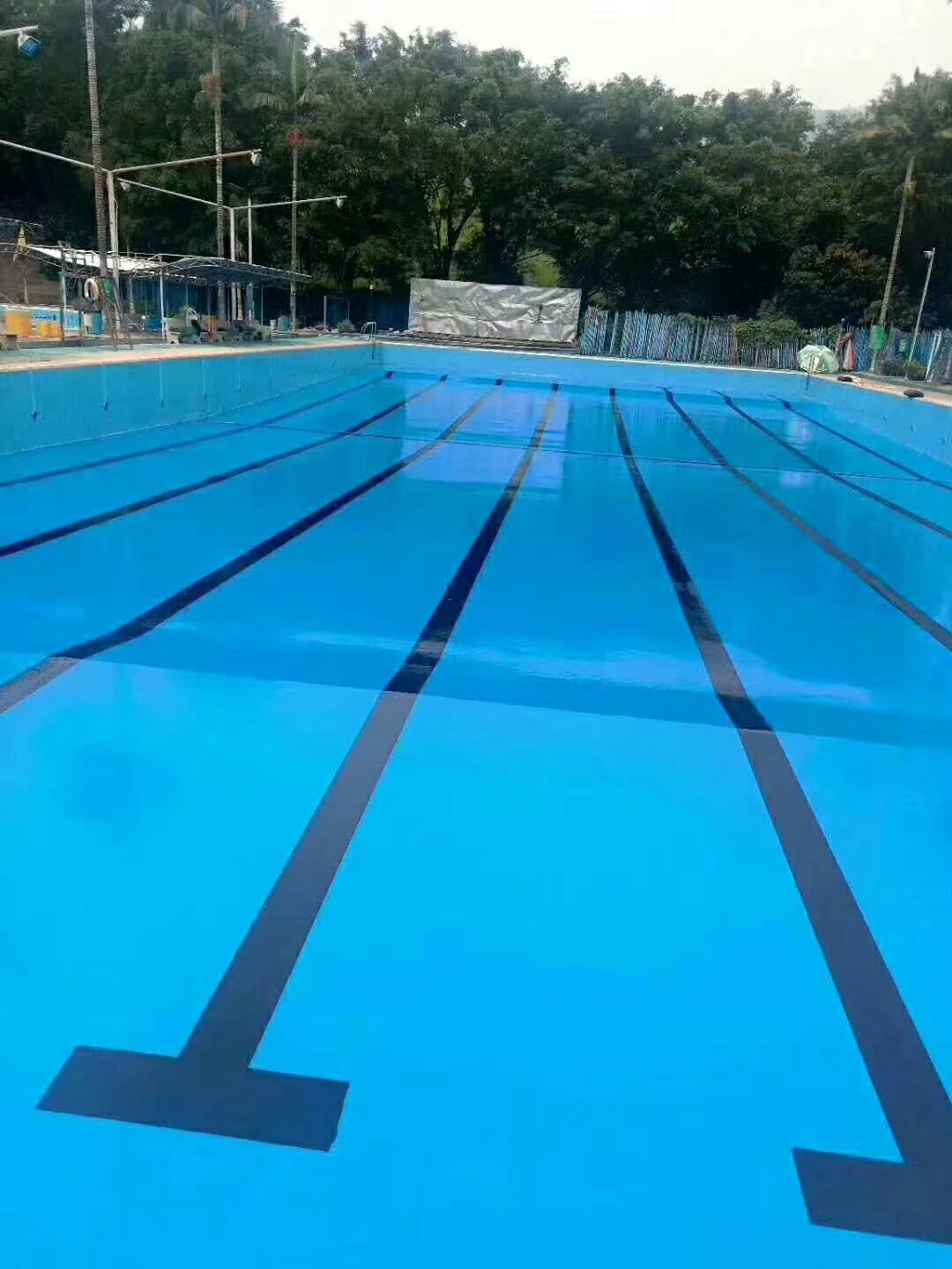 游泳池水性環(huán)氧地坪